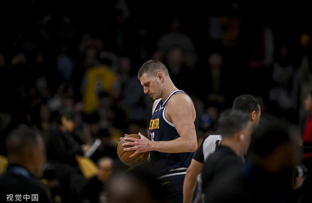 赖于裁判个 赖于裁判个